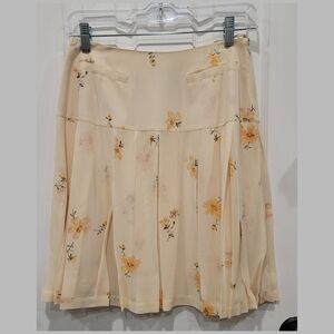 Sportmax Italian Flirty Floral Print Skirt - Sz 8 US